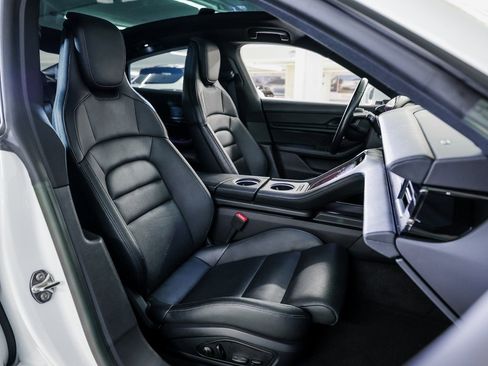 Certified 2022 Porsche Taycan RWD image 29