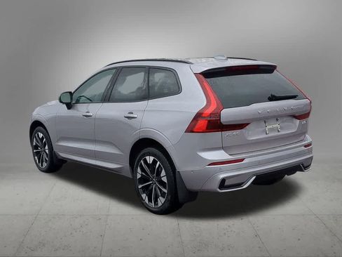 New 2026 Volvo XC60 B5 Plus w/ Protection Package Premier AWD/4WD image 4
