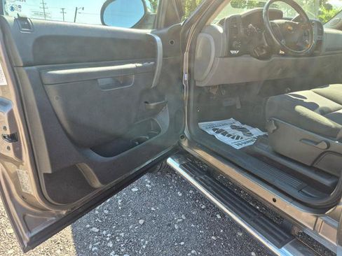 Used 2013 Chevrolet Silverado 1500 LS AWD/4WD image 9