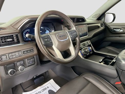 Used 2022 GMC Yukon Denali w/ Max Trailering Package image 11