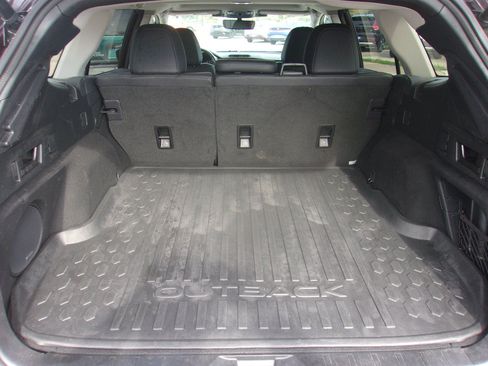 Used 2024 Subaru Outback Limited AWD/4WD image 19