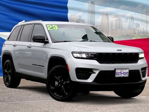 Used 2023 Jeep Grand Cherokee Altitude image 1