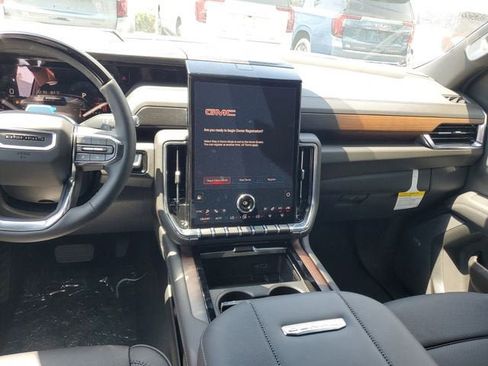 New 2026 GMC Yukon XL Denali AWD/4WD image 14