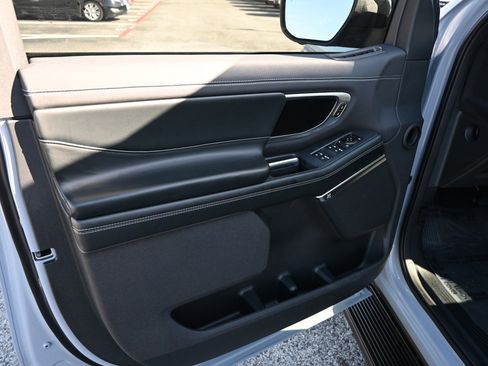 New 2026 Ford Expedition Max Platinum image 16