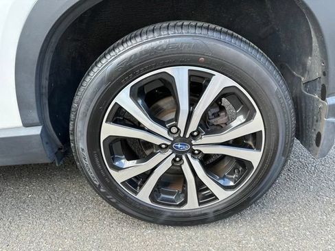 Certified 2023 Subaru Forester Limited AWD/4WD image 39