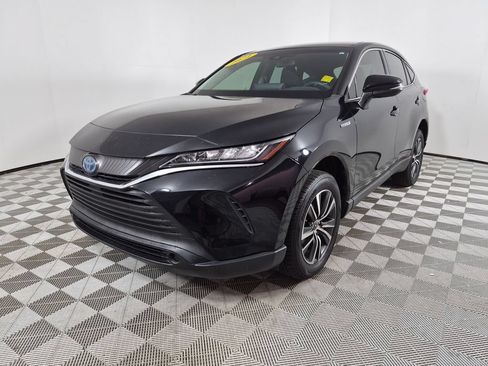 Used 2021 Toyota Venza LE AWD/4WD image 7
