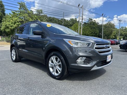 Used 2018 Ford Escape SEL AWD/4WD image 3