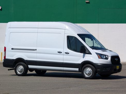 Used 2023 Ford Transit 250 148 High Roof AWD image 1