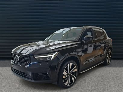 Certified 2024 Volvo XC40 B5 Ultimate w/ Climate Package
