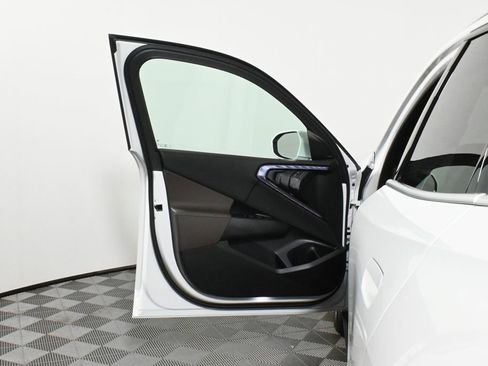 Used 2025 BMW X3 xDrive30i w/ Convenience Package image 29