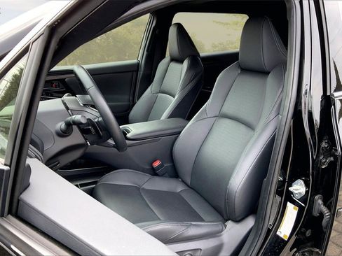 Used 2023 Subaru Solterra AWD image 20