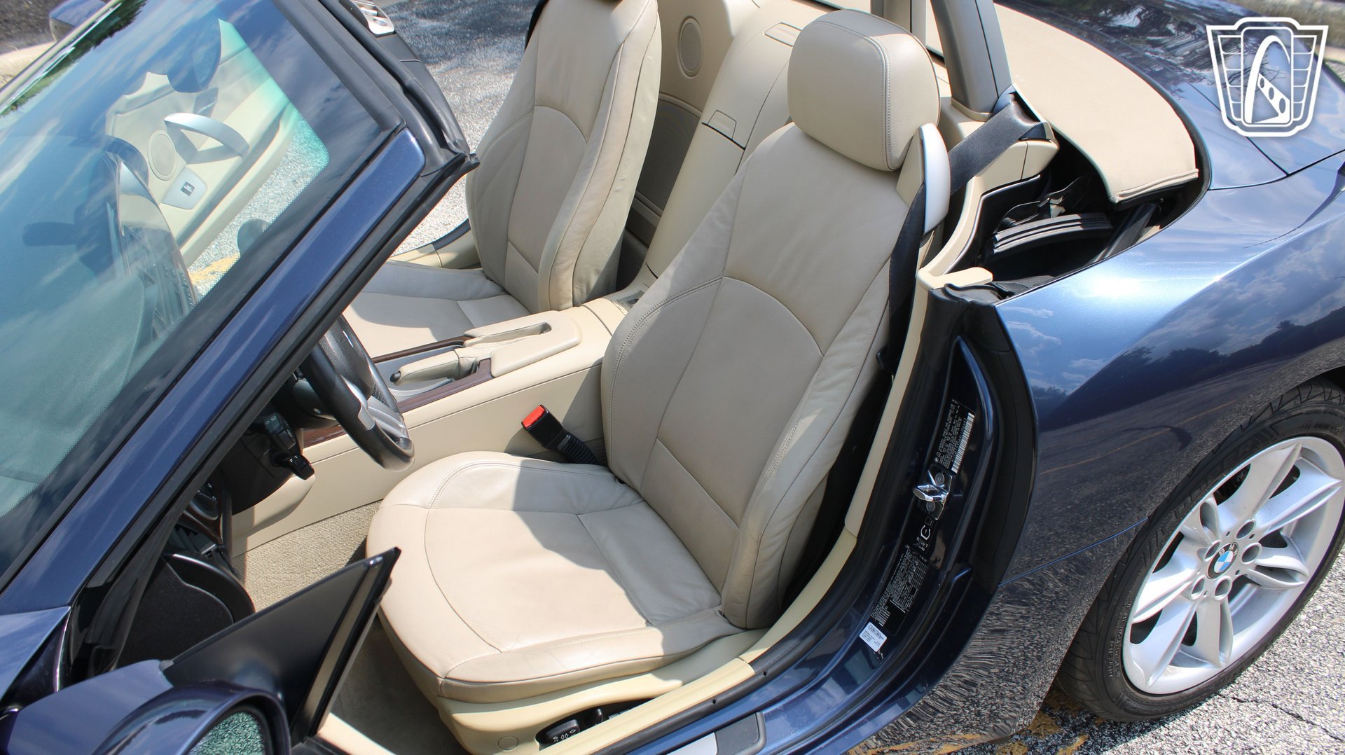 Used 2004 BMW Z4 3.0i RWD image 13