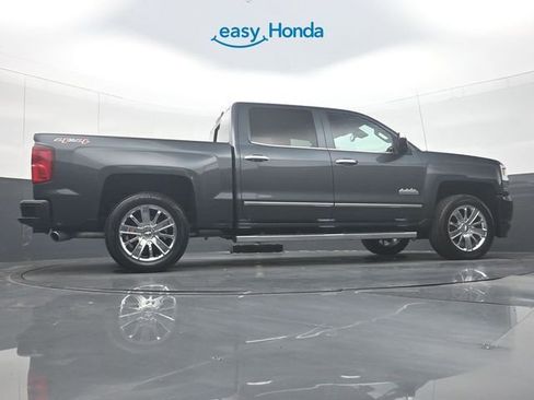Used 2017 Chevrolet Silverado 1500 High Country AWD/4WD image 32