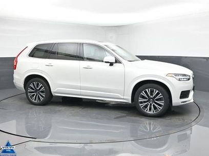 Used 2022 Volvo XC90 T6 Momentum w/ Climate Package