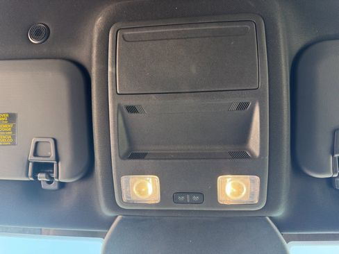 Used 2024 Ford Escape ST-Line w/ Tech Pack #1 FWD image 45