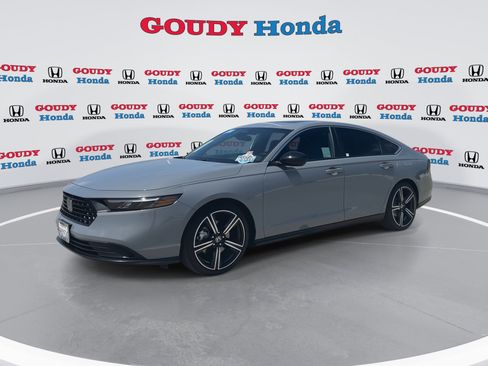 Certified 2023 Honda Accord Sport image 4