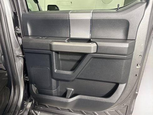 Used 2017 Ford F150 XLT w/ Equipment Group 302A Luxury image 27