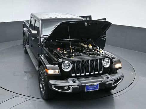Used 2021 Jeep Gladiator Overland w/ Cold Weather Group image 51