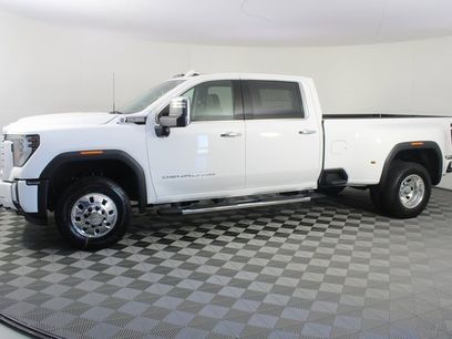 New 2026 GMC Sierra 3500 Denali