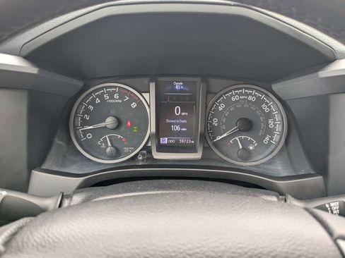 Used 2021 Toyota Tacoma TRD Off-Road AWD/4WD image 27