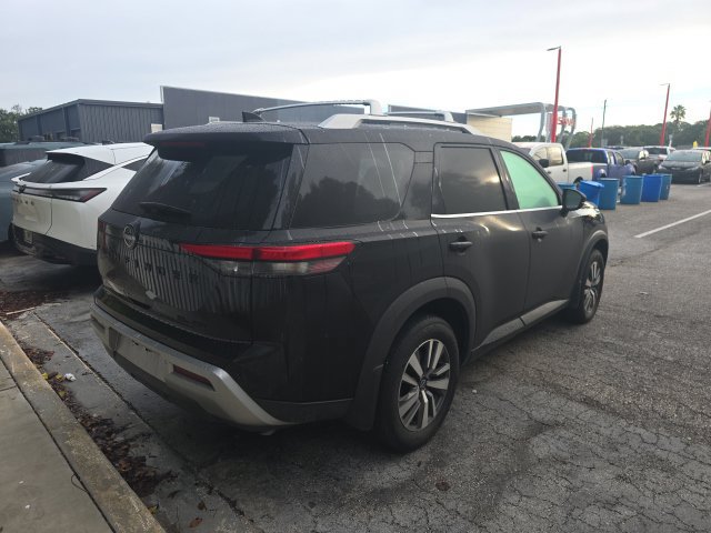 Certified 2024 Nissan Pathfinder SL w/ Lighting Package (N92) AWD/4WD image 4