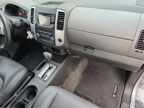 Used 2015 Nissan Xterra S image 24