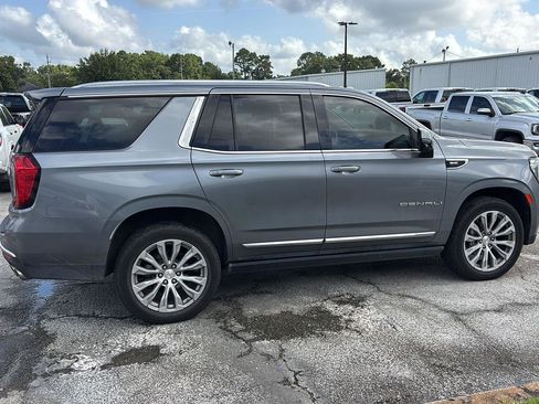Used 2022 GMC Yukon Denali AWD/4WD image 8