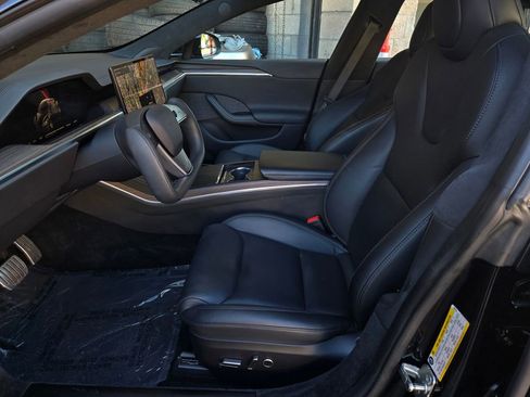 Used 2023 Tesla Model S image 15