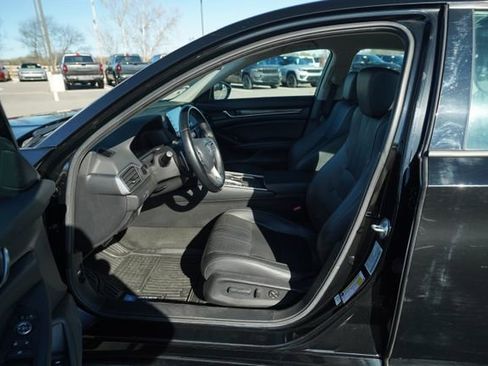 Used 2021 Honda Accord Sport Special Edition image 11