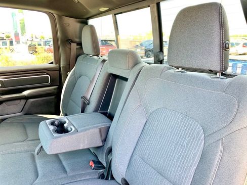 Used 2022 RAM 1500 Big Horn AWD/4WD image 19