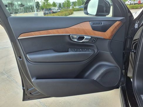 Certified 2023 Volvo XC90 B6 Plus w/ Protection Package Premier AWD/4WD image 14