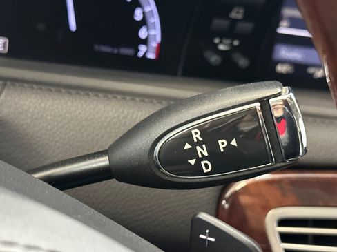 Used 2014 Mercedes-Benz CL 550 4MATIC image 17