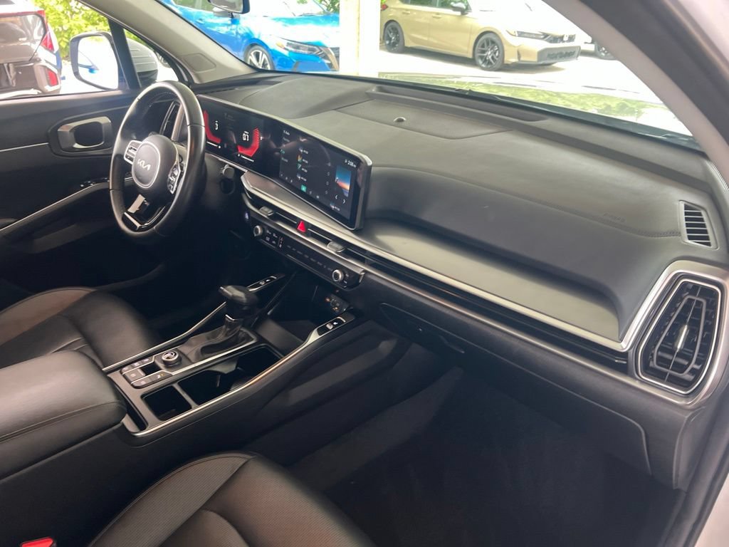 Certified 2024 Kia Sorento S FWD image 20