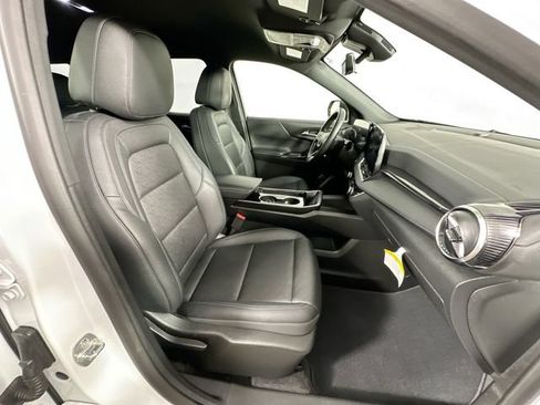 Used 2025 Chevrolet Equinox LT w/ Convenience Package II AWD/4WD image 28