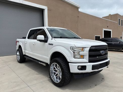 Used 2017 Ford F150 Lariat AWD/4WD image 8