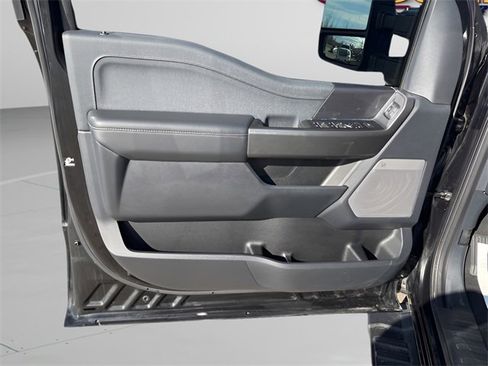 Used 2023 Ford F150 Lariat w/ Equipment Group 502A High image 6