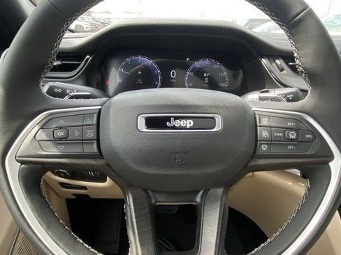 New 2026 Jeep Grand Cherokee Limited AWD/4WD image 23