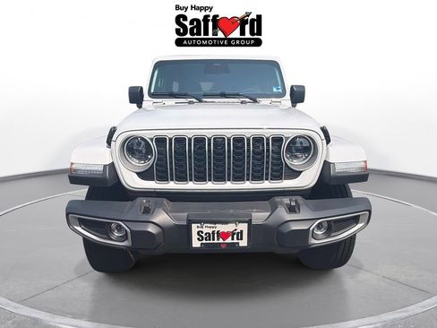 New 2026 Jeep Wrangler Unlimited Sahara AWD/4WD image 19