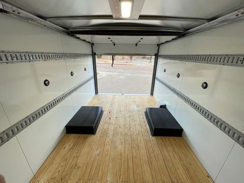 New 2024 Ford E-450 and Econoline 450 Super Duty w/ Driver's Safety Package RWD image 31