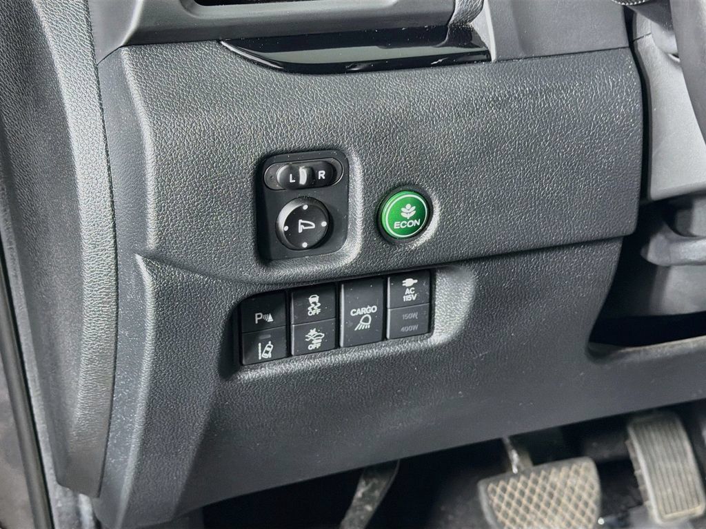 Used 2020 Honda Ridgeline RTL-E image 10
