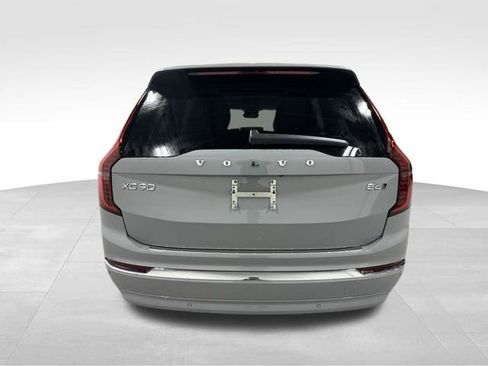 Used 2026 Volvo XC90 B6 Plus w/ Protection Package Premier image 7