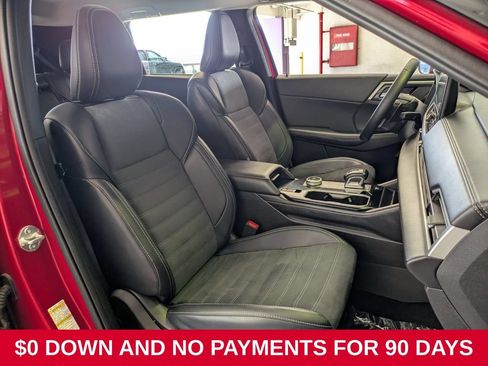 Used 2025 Mitsubishi Outlander SE AWD/4WD image 27