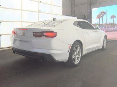 Used 2020 Chevrolet Camaro LT image 2