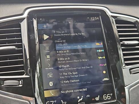 Used 2017 Volvo XC90 T6 Momentum w/ Vision Package image 21