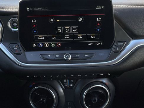 Used 2024 Chevrolet Blazer LT image 17