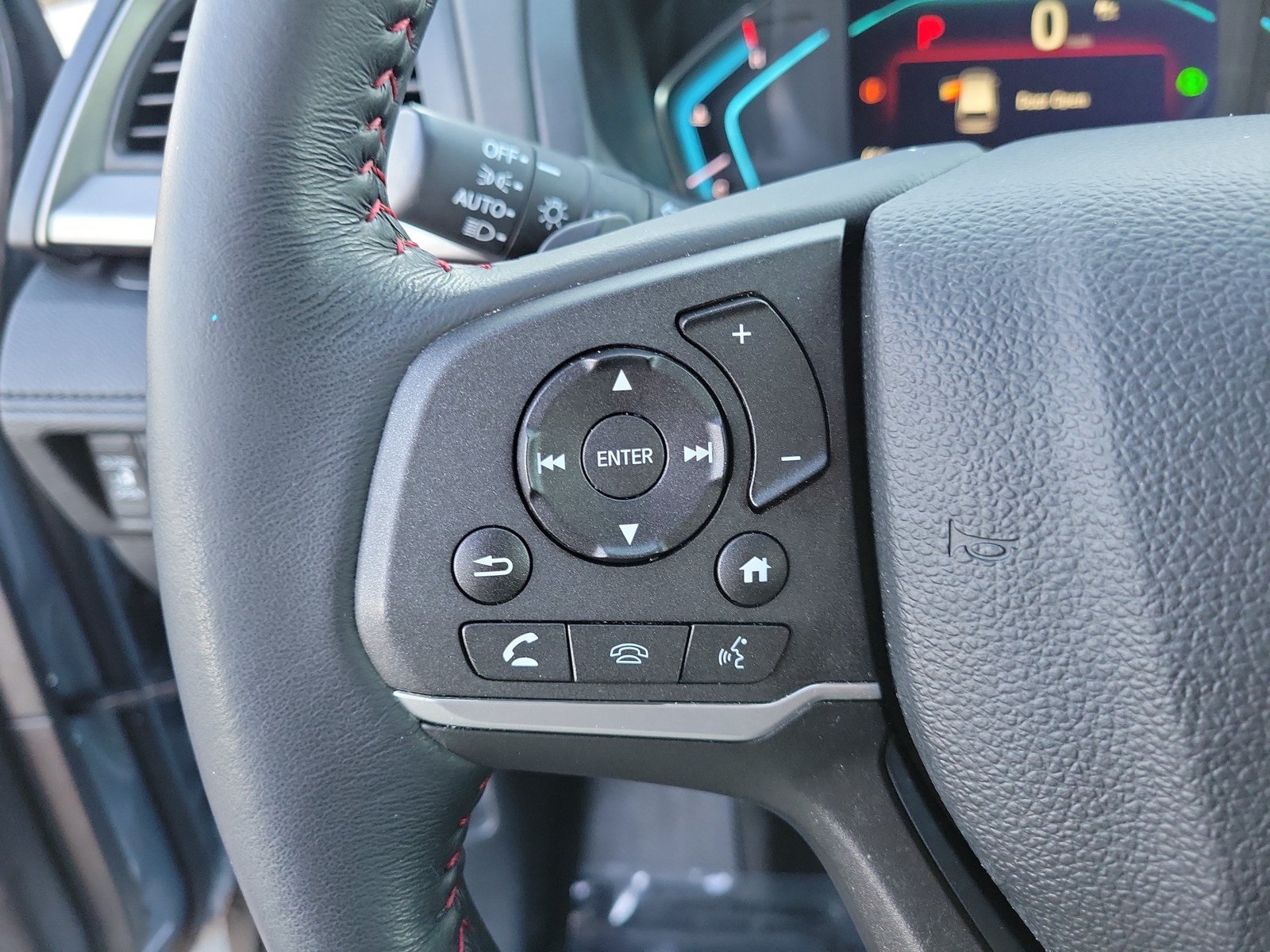 Used 2024 Honda Odyssey Sport image 18