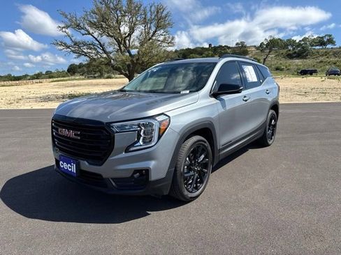 Certified 2024 GMC Terrain SLT w/ Tech Package AWD/4WD image 1