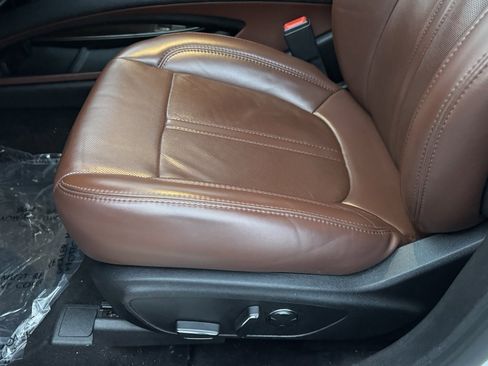 Used 2020 Lincoln MKZ Reserve image 25