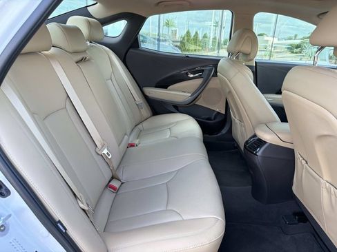 Used 2016 Hyundai Azera Limited FWD image 22