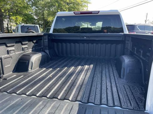 Used 2025 GMC Sierra 1500 SLT RWD image 12